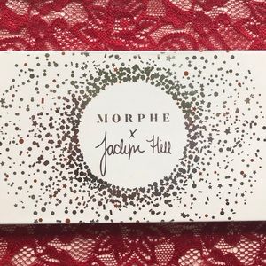 Jaclyn Hill x Morphe “Ring the Alarm” Palette